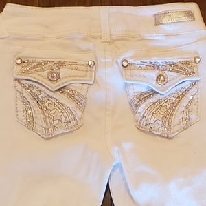 Wallflower Studded & Embroidered Capri Jeans